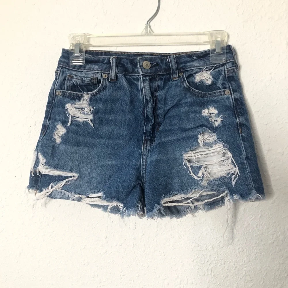 American Eagle High Waisted Distressed Jean Shorts 0